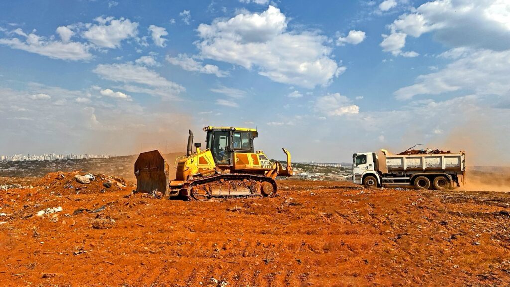 Aterro sanitário tem estabilidade comprovada em relatório de monitoramento geotécnico (Foto: Luciano Magalhães)